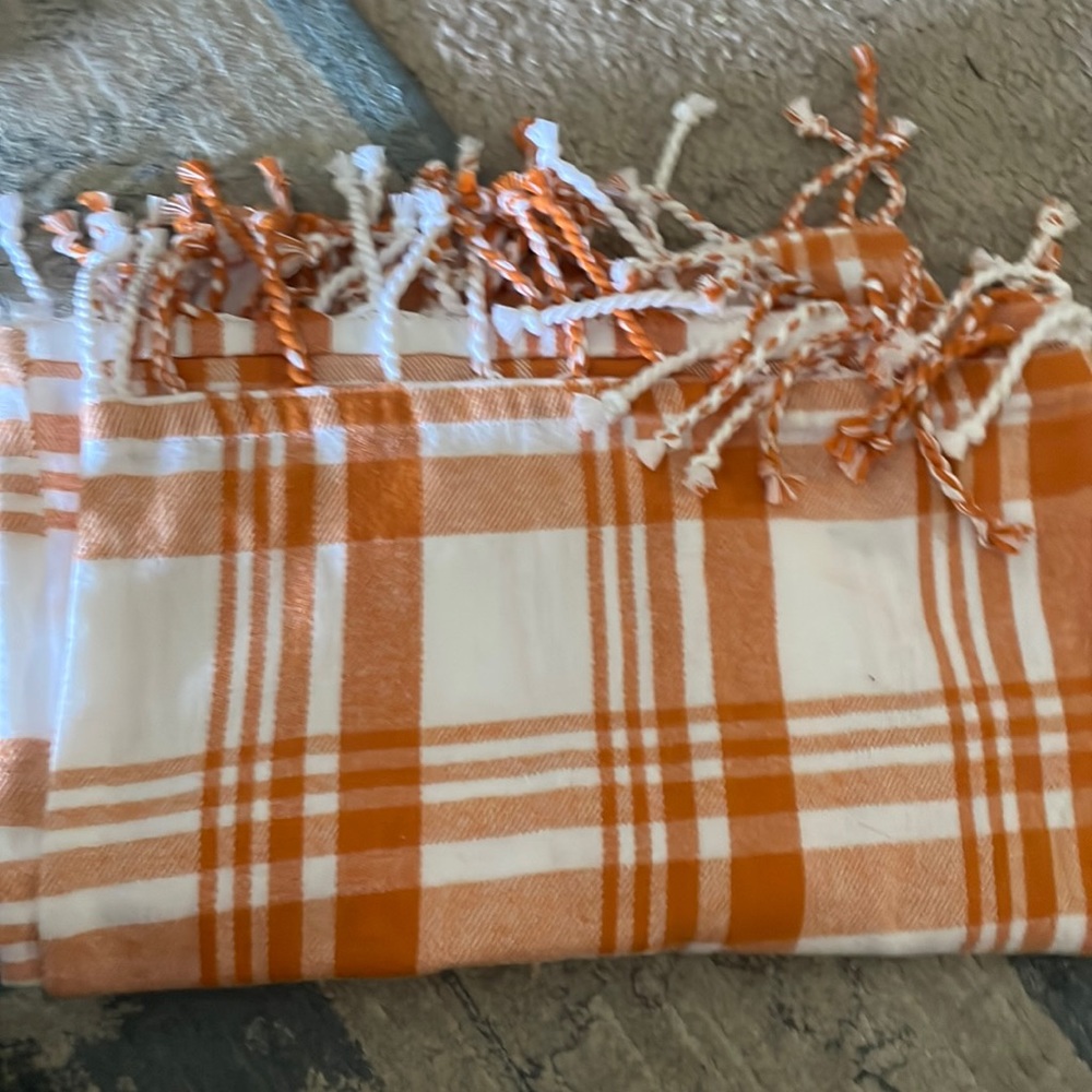 Fall table cloth thingy